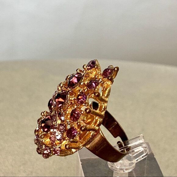 🛍3/$20 GOLD tone purple rhinestone embellished clustered costume jewellery ring - Picture 4 of 5